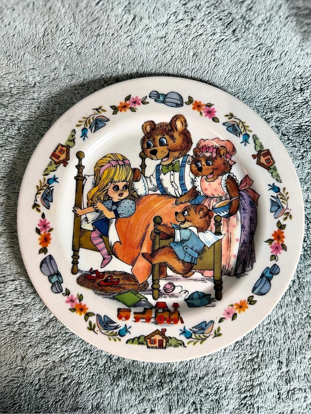 Vintage Oneida Goldilocks & The Three Bears Children's Plate